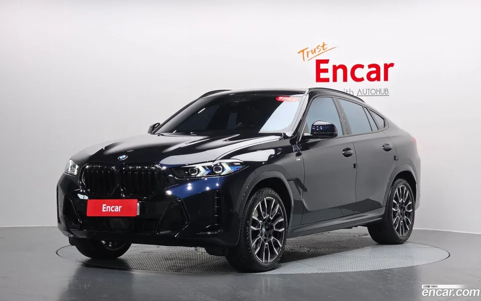 BMW X6 xDrive30d M 2025 — фото 1, купить с доставкой в Москву