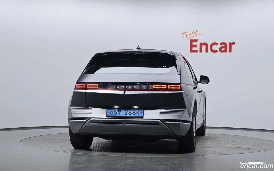 Hyundai Ioniq 5 AWD 2024 — thumbnail 4