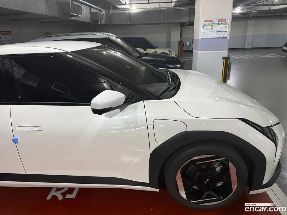 Kia EV4 2WD 2026 — thumbnail 2