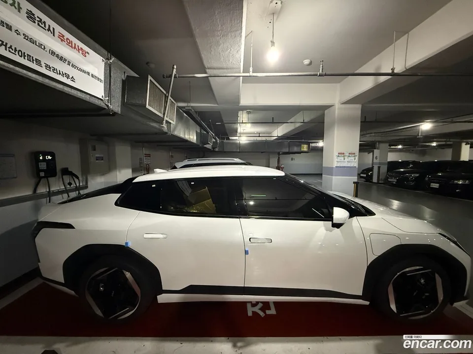 Kia EV4 2WD 2026 — thumbnail 3