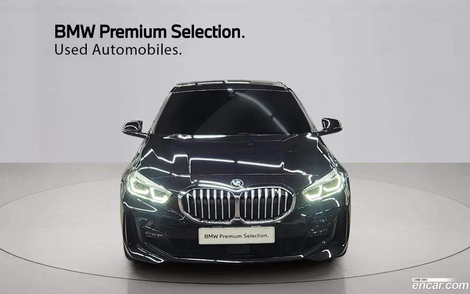 BMW 1 Series 120i M 2024 — thumbnail 3