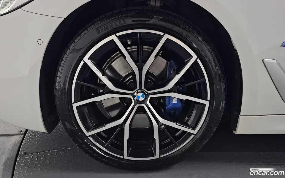 BMW 5 Series 530i M 2023 — миниатюра 2