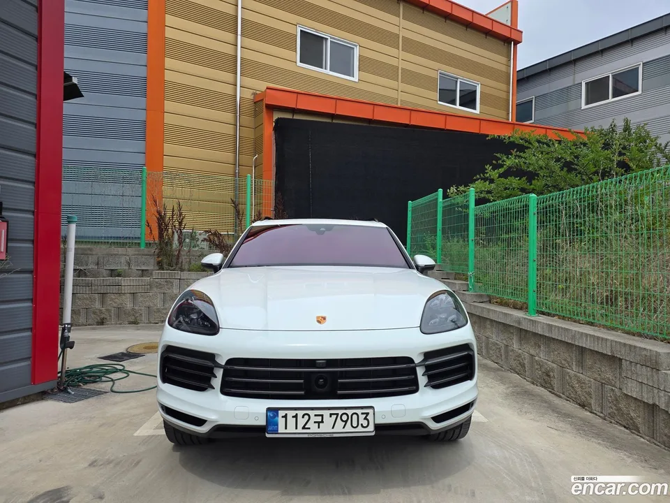 Porsche Cayenne 3.0 2022 — thumbnail 3