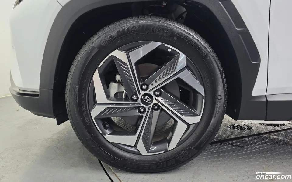 Hyundai Tucson 1.6 2WD 2022 — thumbnail 2