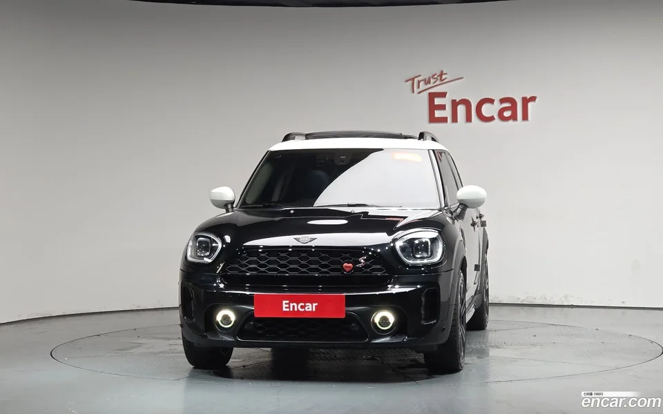 MINI Cooper S Countryman ALL4 2023 — thumbnail 3