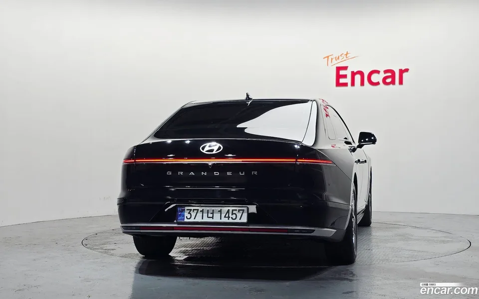 Hyundai Grandeur 3.5 2WD 2023 — thumbnail 4