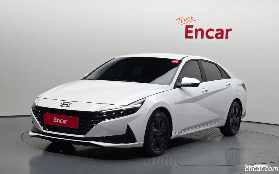 Hyundai Avante Hybrid 2023 — photo 1, buy with delivery to Moscow
