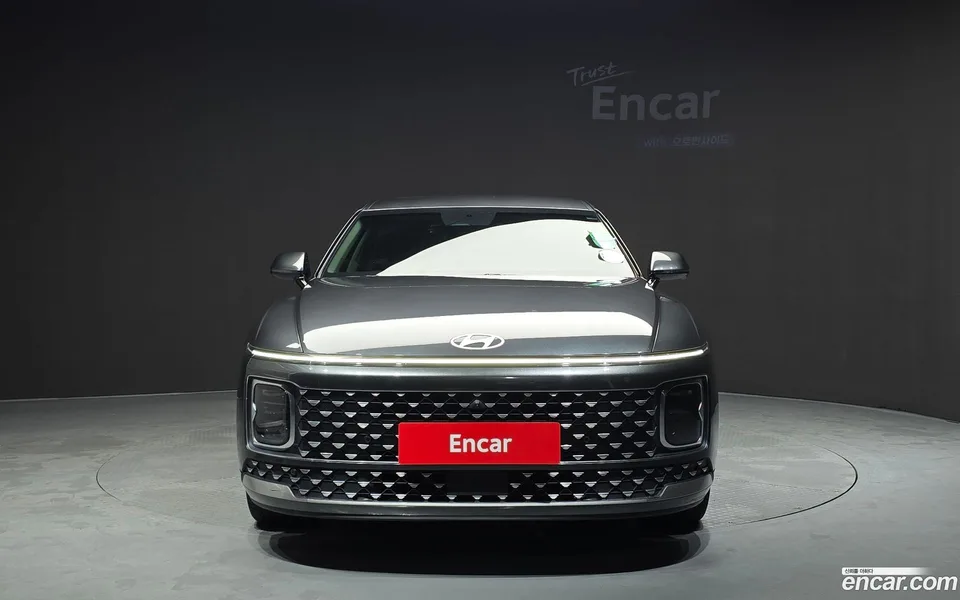 Hyundai Grandeur 2.5 2WD 2023 — thumbnail 3