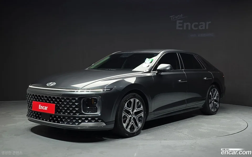 Hyundai Grandeur 2.5 2WD 2023 — photo 1, buy with delivery to Moscow