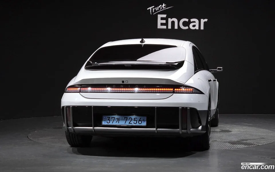 Hyundai Ioniq 6 AWD 2023 — thumbnail 4