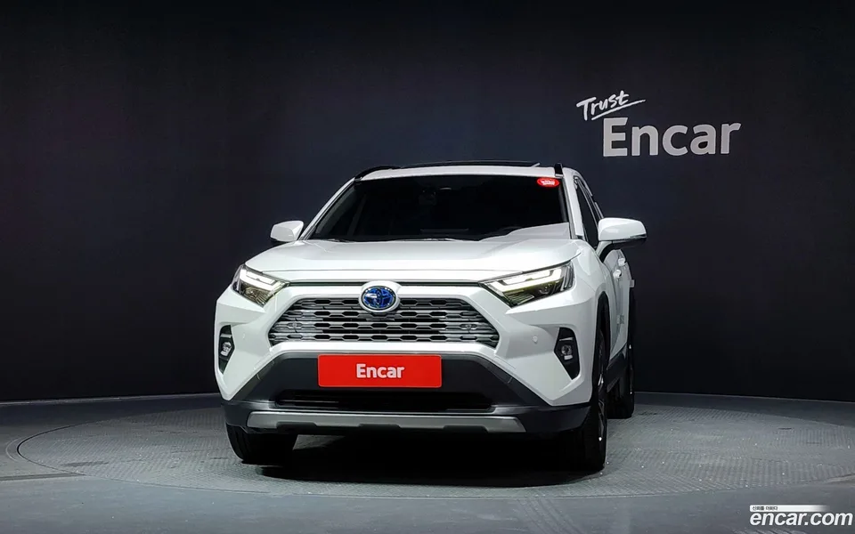 Toyota RAV4 2.5 4WD LTD 2024 — thumbnail 3