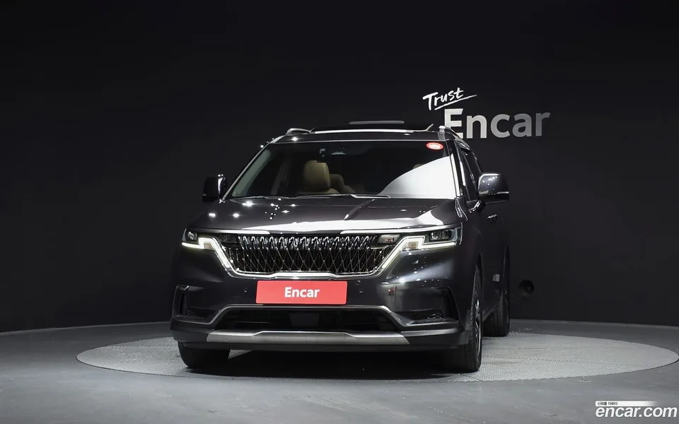 Kia Carnival 11 2023 — миниатюра 3