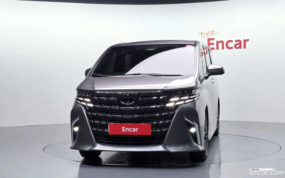 Toyota Alphard 2.5 HEV AWD 2025 — thumbnail 3
