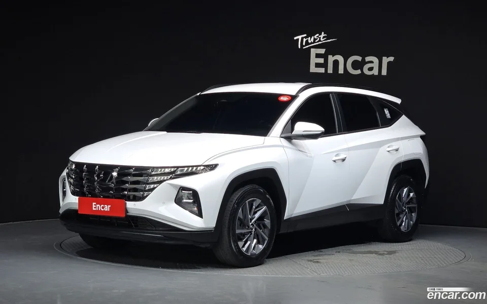 Hyundai Tucson 2.0 2WD 2022 — photo 1, buy with delivery to Moscow