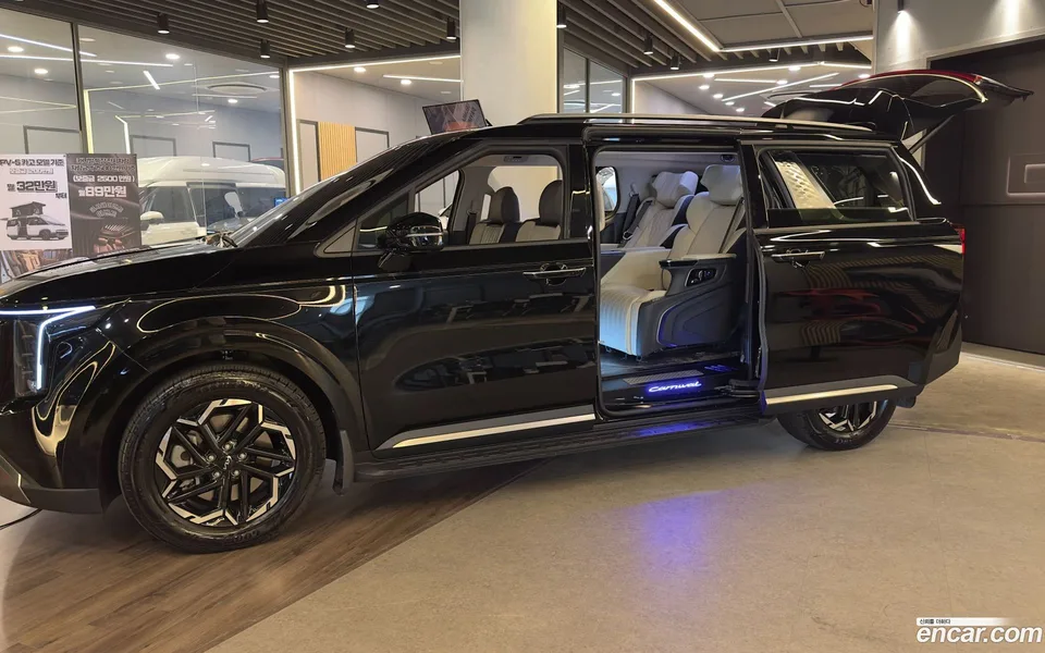 Kia Carnival 9 2025 — thumbnail 3