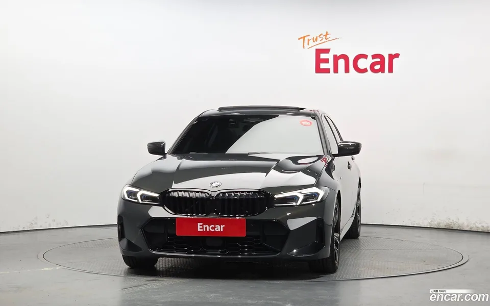 BMW 3 Series 320i M 2025 — thumbnail 3