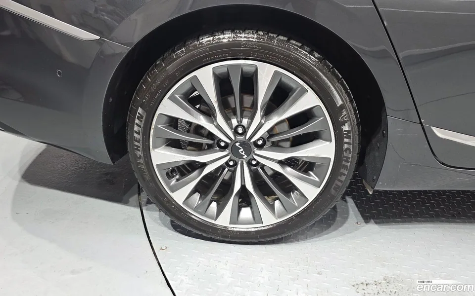 Kia K8 2.5 2WD 2023 — thumbnail 5