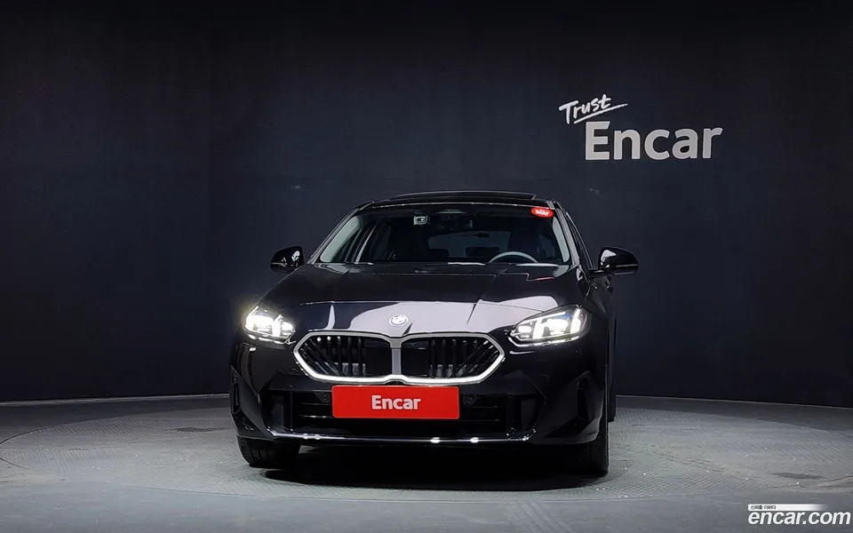 BMW 1 Series 120 2025 — thumbnail 3