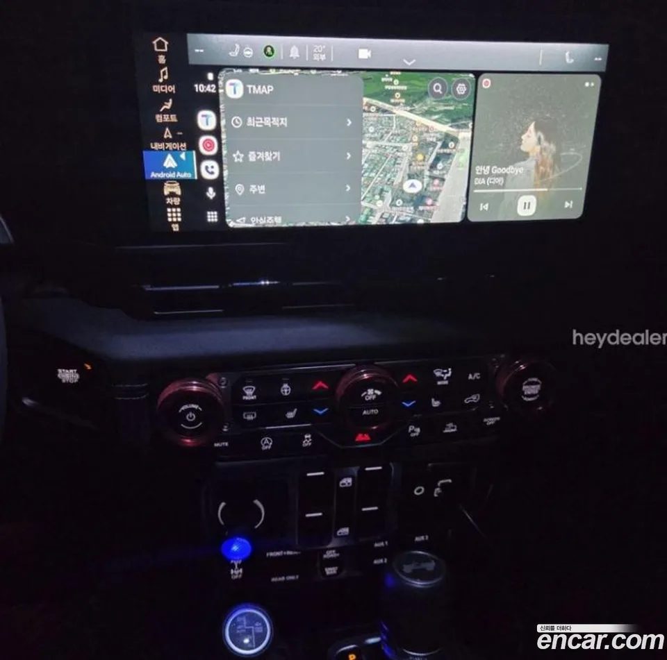 Jeep Wrangler 2.0 4 2025 — thumbnail 3