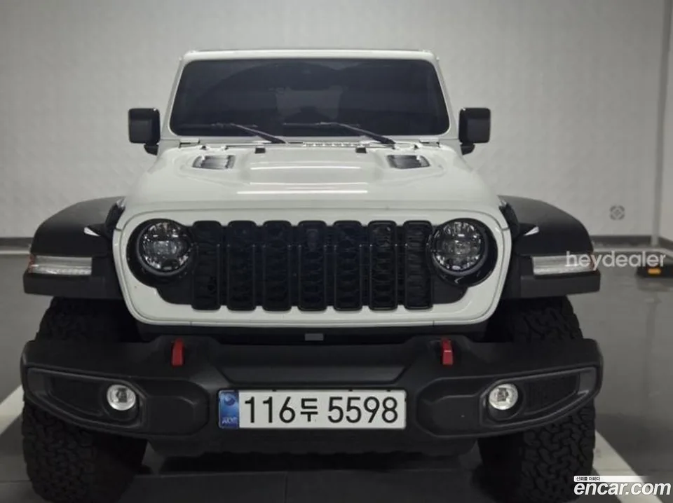 Jeep Wrangler 2.0 4 2025 — фото 1, купить с доставкой в Москву
