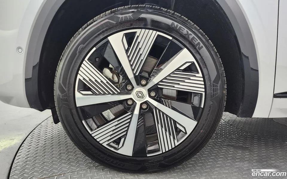 Renault Samsung Grand Koleos 2.0 2WD 2024 — миниатюра 2