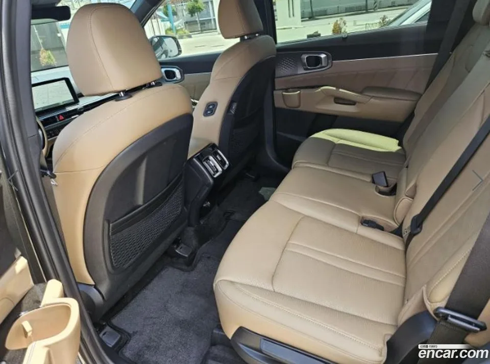 Kia Sorento 2.5T 2WD 2025 — thumbnail 4