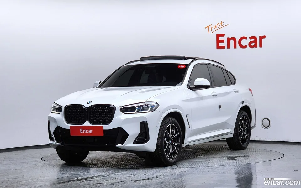 BMW X4 xDrive20i M 2024 — photo 1, buy with delivery to Moscow