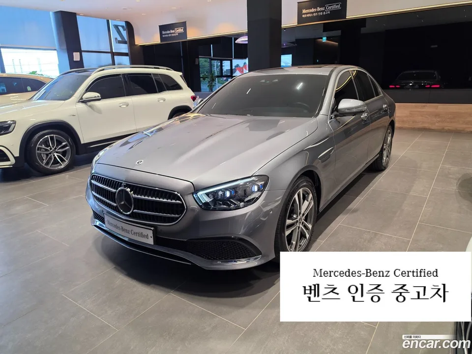 Mercedes-Benz E-Class E350 4MATIC 2022 — фото 1, купить с доставкой в Москву