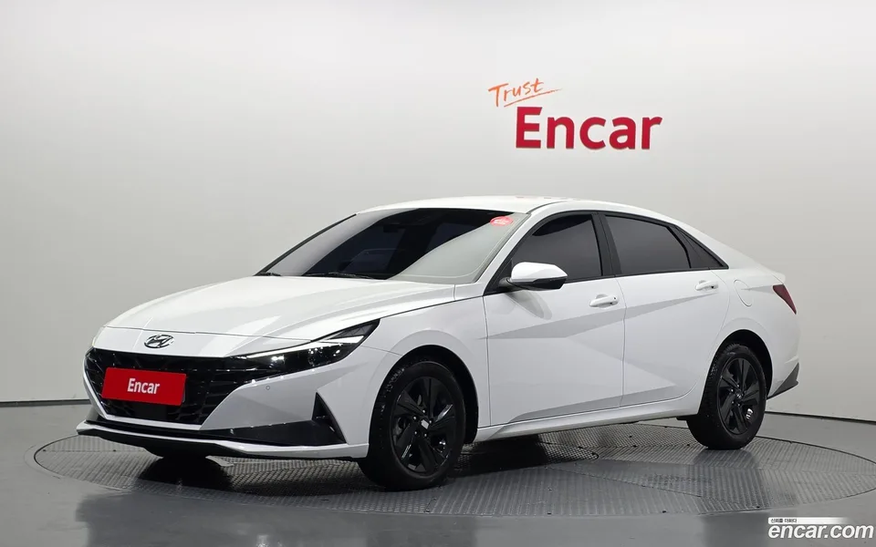 Hyundai Avante 1.6 2023 — photo 1, buy with delivery to Moscow