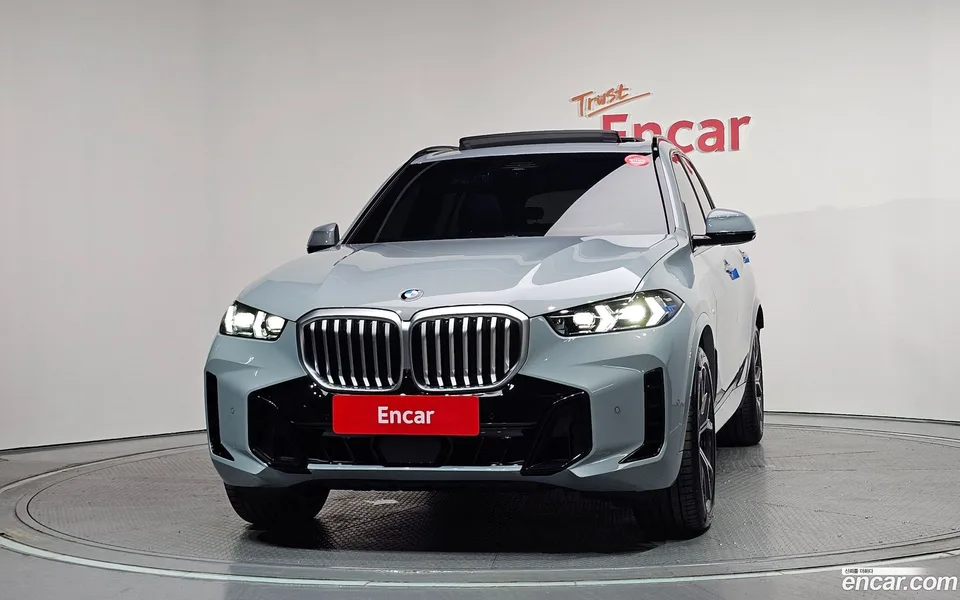 BMW X5 xDrive 40i M 2025 — thumbnail 3