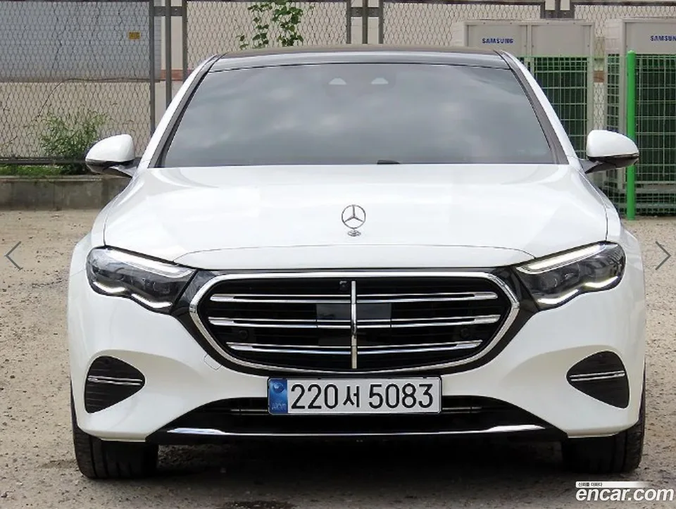 Mercedes-Benz E-Class E300 4MATIC 2024 — photo 1, buy with delivery to Moscow