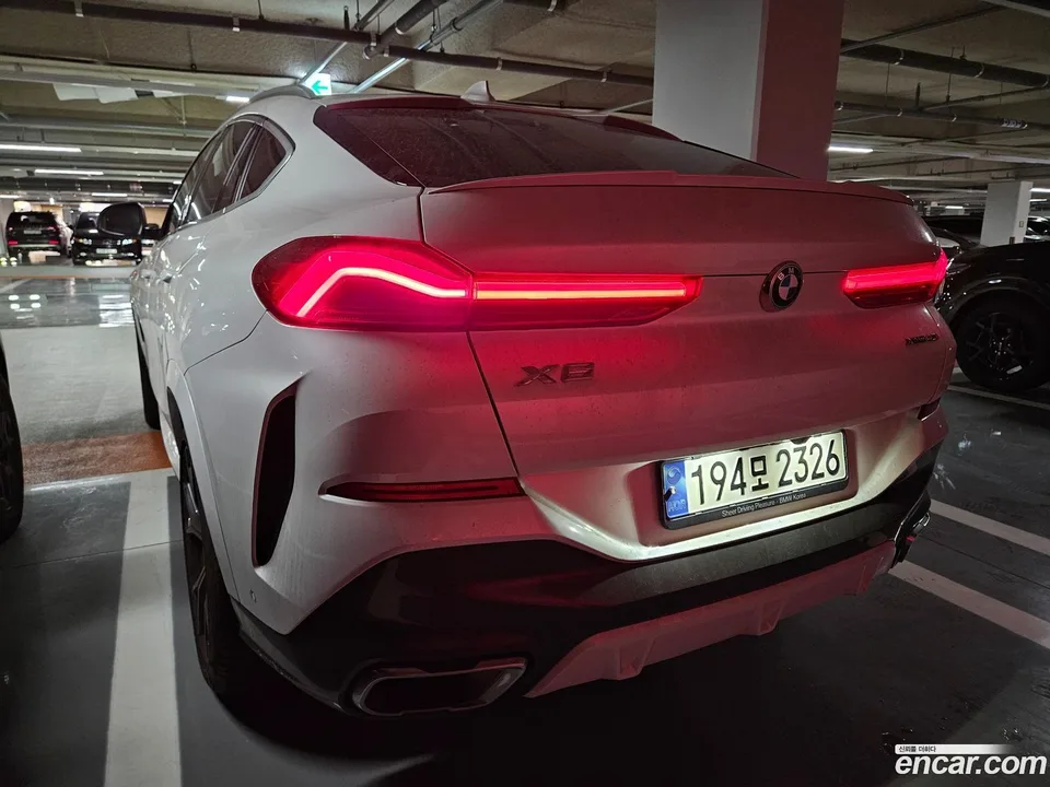 BMW X6 xDrive40i M 2022 — thumbnail 4