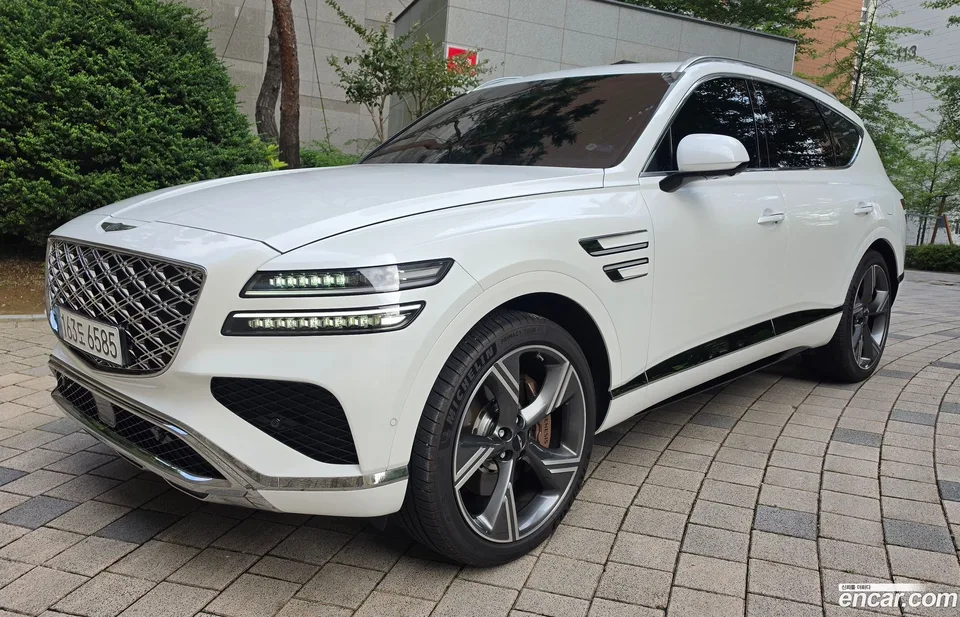 Genesis GV80 3.5T AWD 2024 — photo 1, buy with delivery to Moscow