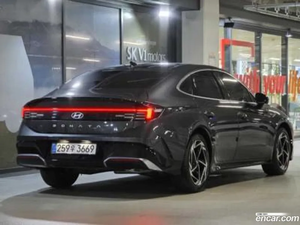 Hyundai Sonata The Edge Hybrid 2025 — thumbnail 2