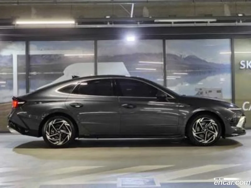 Hyundai Sonata The Edge Hybrid 2025 — thumbnail 4