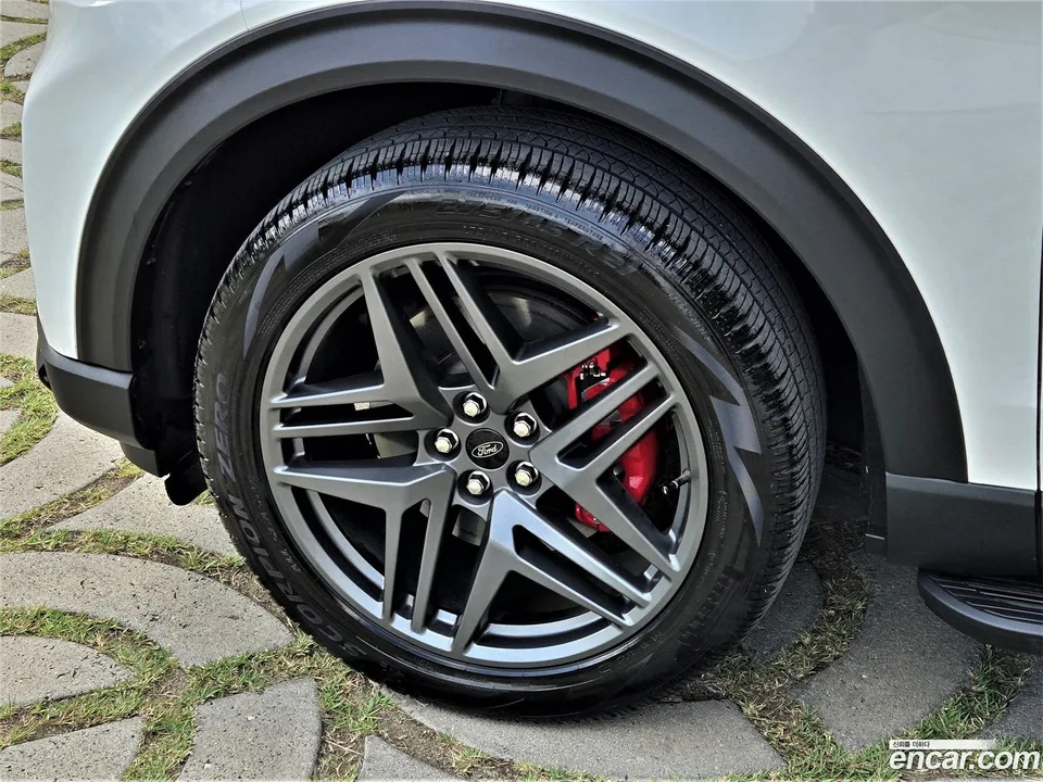 Ford Explorer 2.3 ST- 4WD 2025 — thumbnail 2