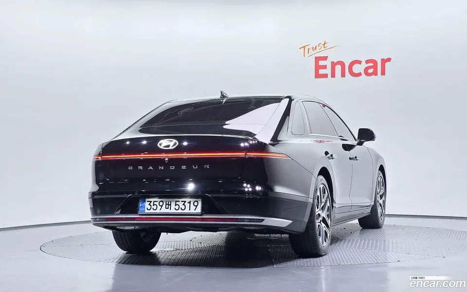 Hyundai Grandeur Hybrid 2024 — thumbnail 4