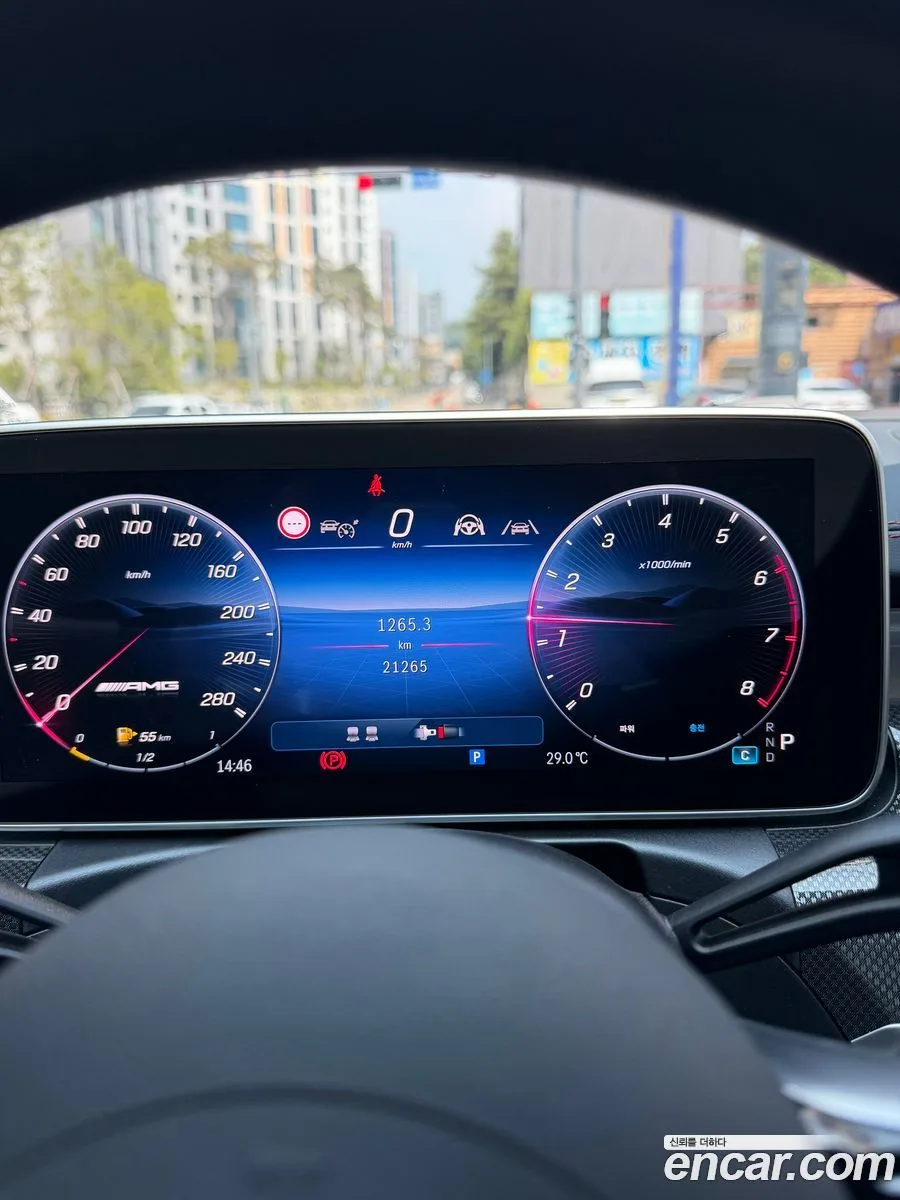 Mercedes-Benz CLE-Class AMG CLE53 4MATIC+ 2025 — thumbnail 4