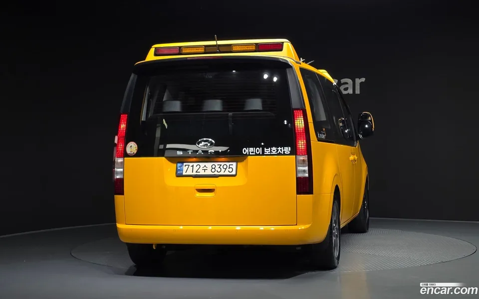 Hyundai Staria L3.5 2022 — thumbnail 4