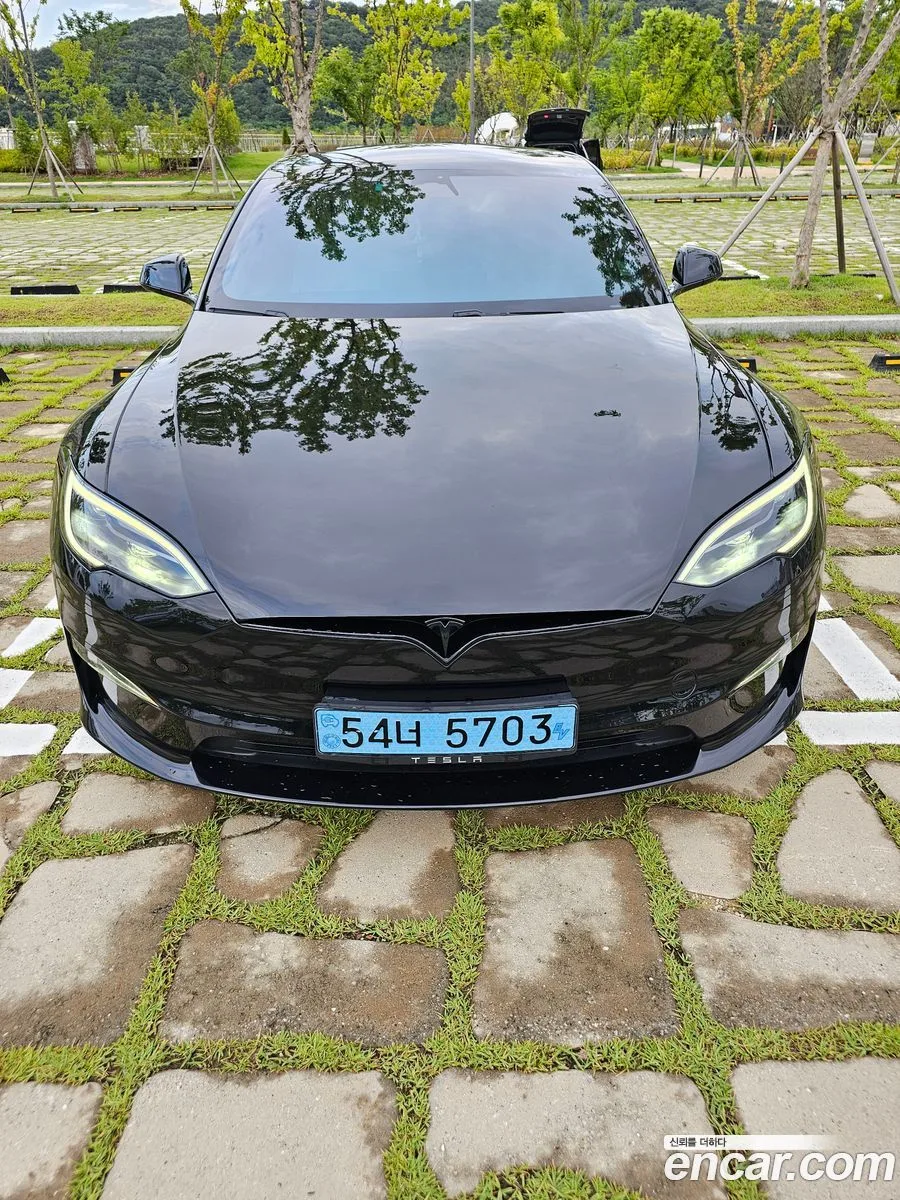 Tesla Model S 2023 — thumbnail 3