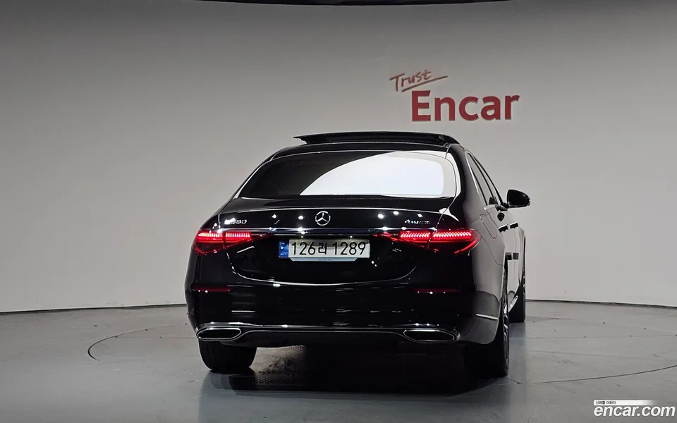 Mercedes-Benz S-Class S580L 4MATIC 2023 — thumbnail 4