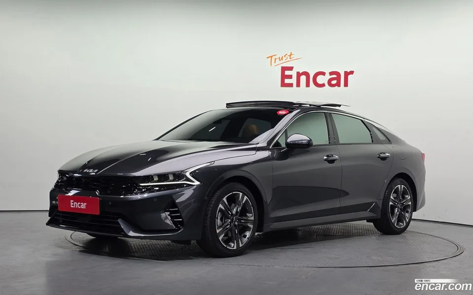 Kia K5 Hybrid 2022 — photo 1, buy with delivery to Moscow