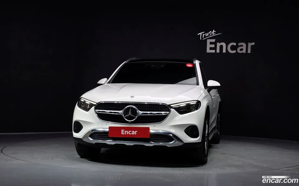 Mercedes-Benz GLC-Class GLC220 d 4MATIC 2023 — thumbnail 3