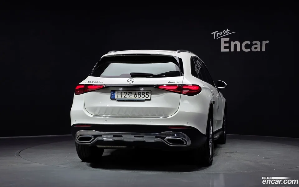 Mercedes-Benz GLC-Class GLC220 d 4MATIC 2023 — thumbnail 4