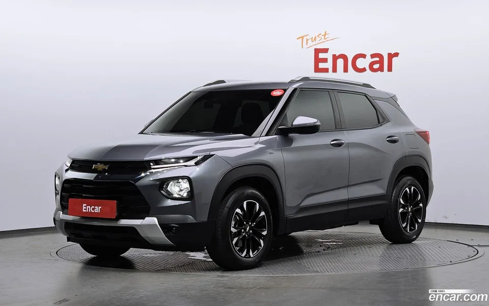 Chevrolet Trailblazer 1.3 2WD 2022 — photo 1, buy with delivery to Moscow