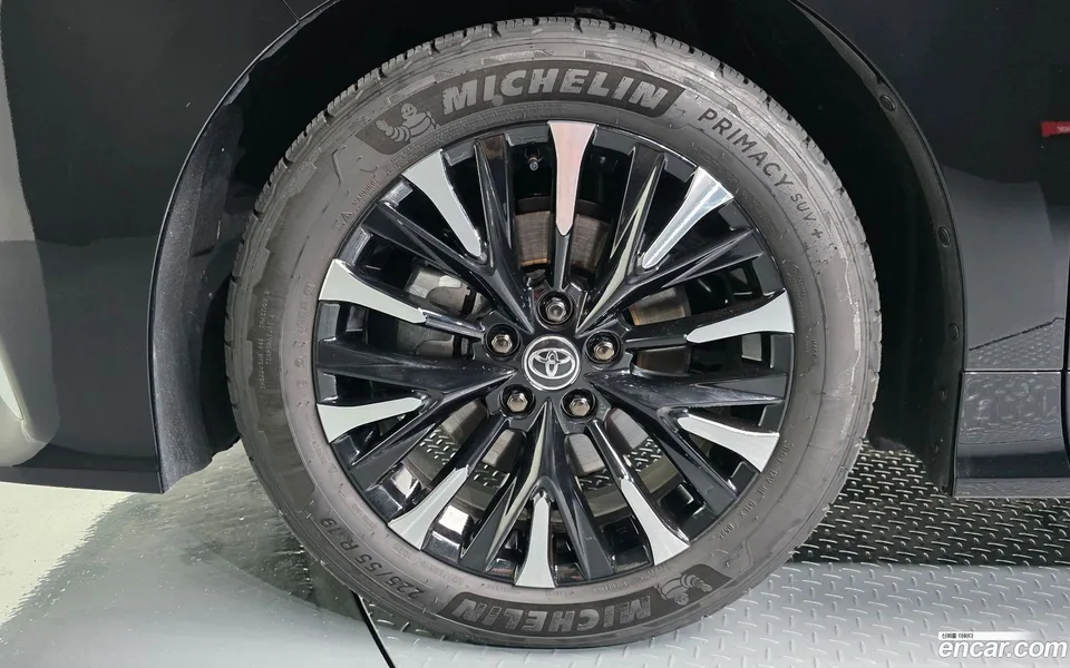 Toyota Alphard 2.5 HEV AWD 2025 — миниатюра 5