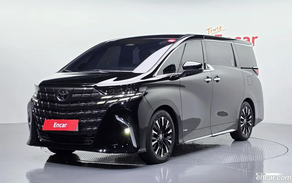 Toyota Alphard 2.5 HEV AWD 2025 — фото 1, купить с доставкой в Москву