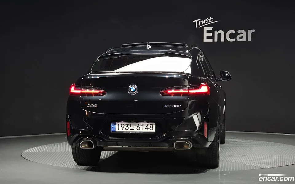 BMW X4 xDrive20i M 2024 — thumbnail 4