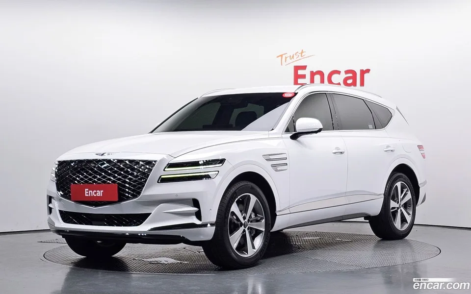 Genesis GV80 2.5T AWD 2022 — фото 1, купить с доставкой в Москву