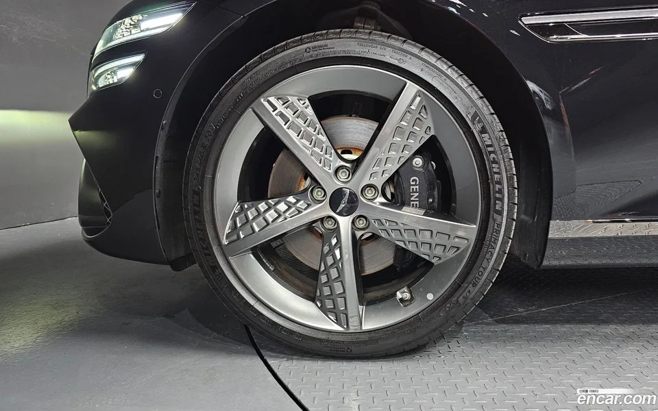 Genesis G80 2.5 AWD 2024 — thumbnail 2